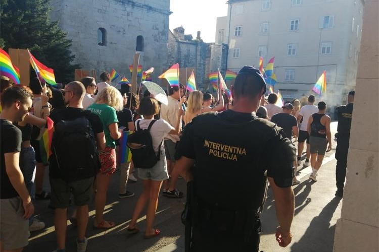 Slika /PU splitsko-dalmatinska 2022/Split Pride 2022/Pride 2022 9.jpg